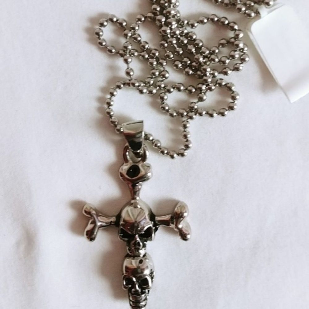 Skull Pendant Crossbone Ball Chain